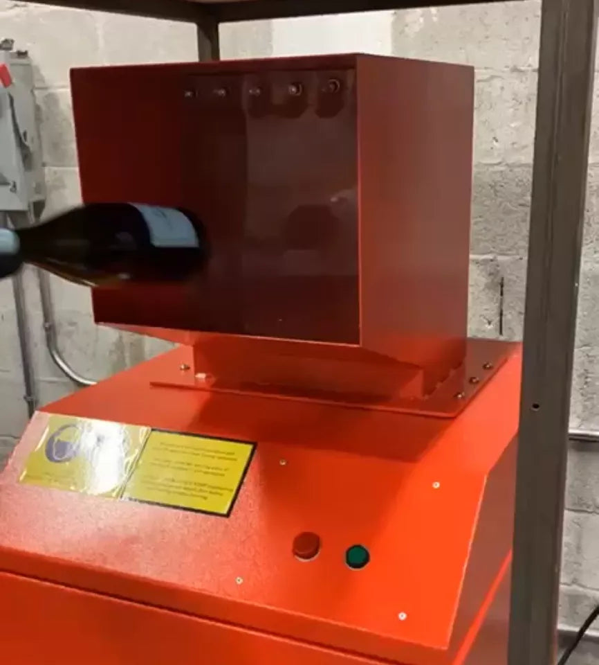 Glass bottle crusher machine